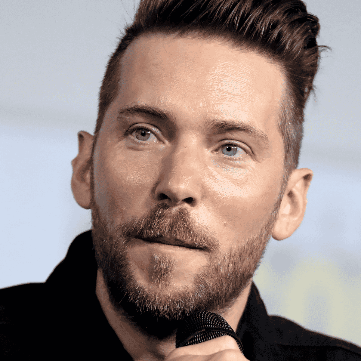 Troy Baker Image