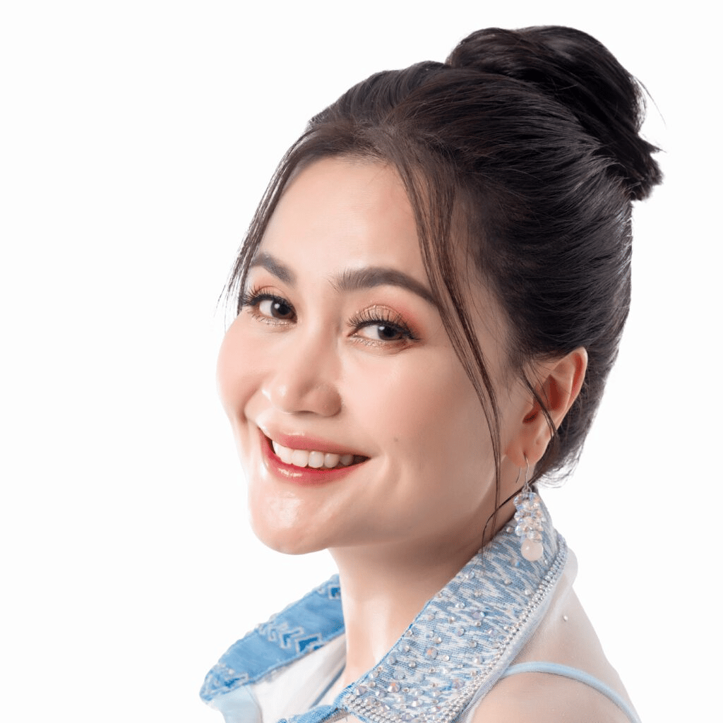 Kantong Thungngern (ก้านตอง ทุ่งเงิน) AI Voice