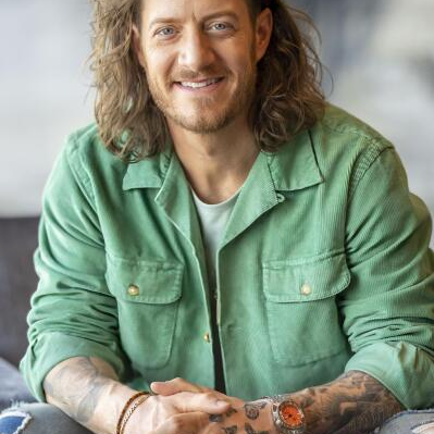 Tyler Hubbard V2