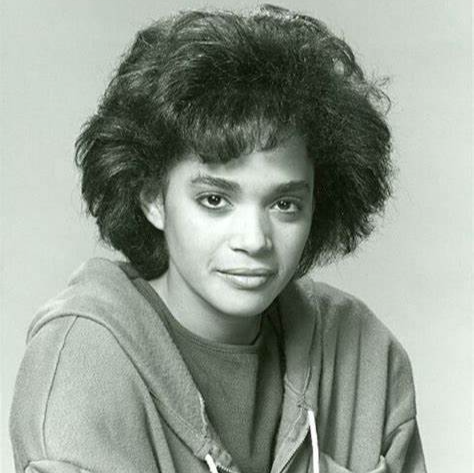 Lisa Bonet 87-98 Test -3.5