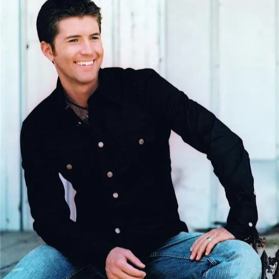 AI Josh Turner