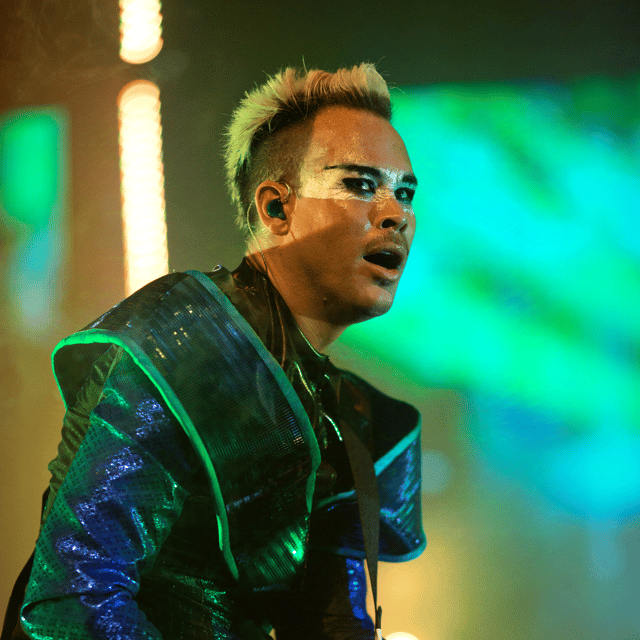 Luke Steele (Empire of the sun) V2 