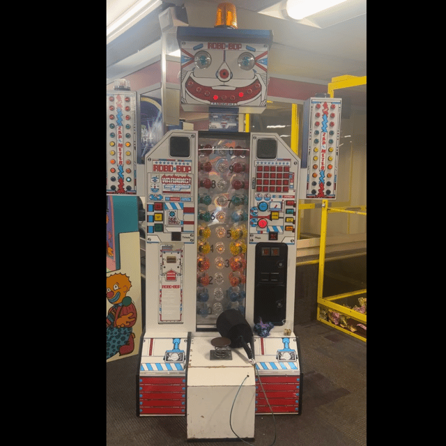 AI Robo bop (arcade machine by costal amusements)